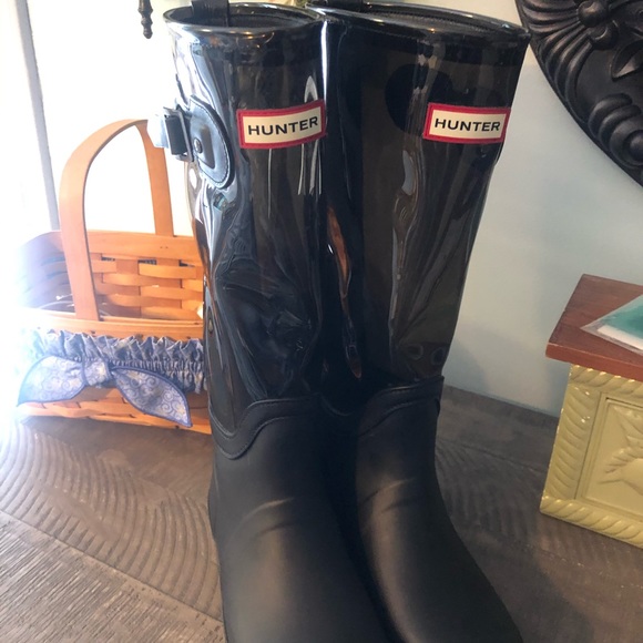 Tall Hunter Rain Boots Black Matte - Picture 1 of 3